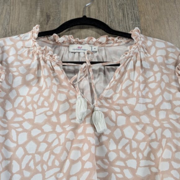 Vineyard Vines Top Womens Medium Beige Print Peasant Long Sleeve Ruffle Trim BOH - Picture 3 of 10
